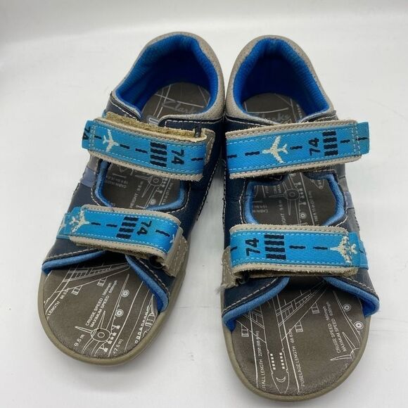 Clarks Kid’s Jet Themed Velcro Leather Light Up Sandals - Picture 2 of 13